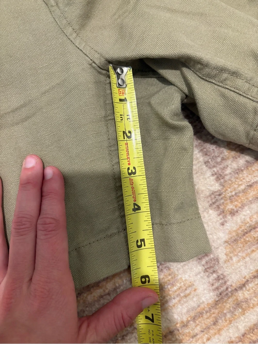 Men's Casual Elastic-Waist Shorts in Tan